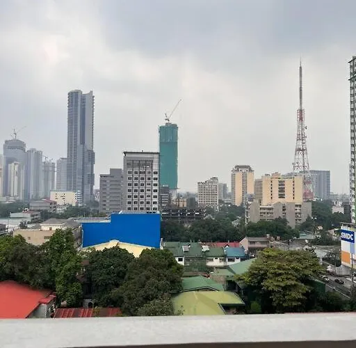 2br Spacious Loft In Qc, Short Walk To M Place Manila